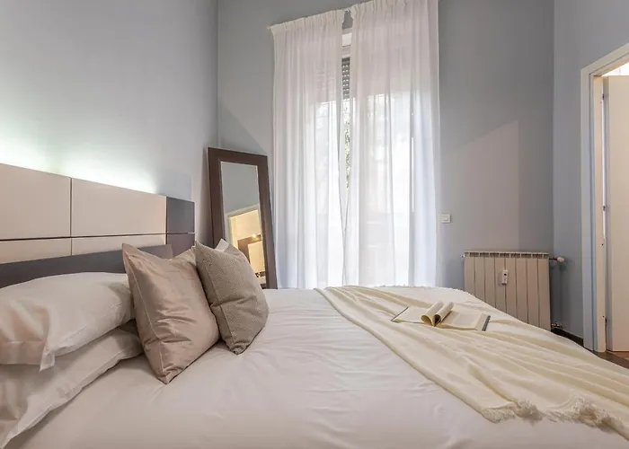 Agathae Luxury With Garden Apartament
